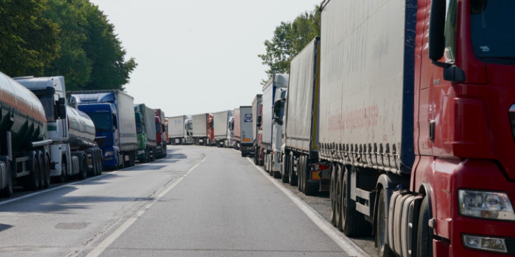 Ucraina și Moldova fac un nou pas spre aderarea la UE. Parlamentul European aprobă acordurile pentru transportul rutier de mărfuri