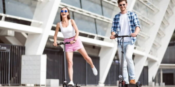 Propunere legislativă: Viteza trotinetelor să fie limitată la 15 km/oră