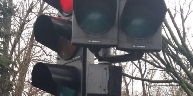 Un semafor provizoriu va fi montat pe Șoseaua Anteriană. Acolo, oamenii au protestat trei săptămâni după un accident tragic