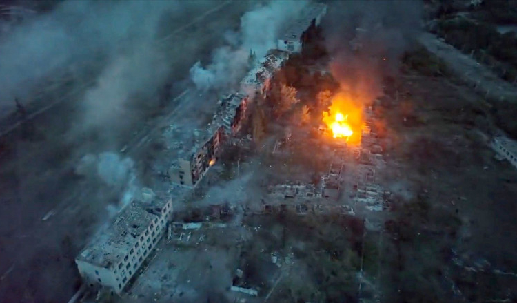 Lupta pentru Bahmut. De ce încearcă Putin cu disperare să cucerească un mic oraș din estul Ucrainei