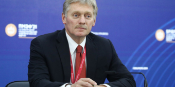 Rusia spune că va negocia pacea doar după ce Ucraina va ceda teritoriile anexate ilegal