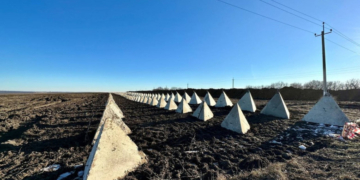 Marea Britanie: Rusia își întărește pozițiile la granița cu Ucraina, noile construcții sunt „proiectate să respingă un atac mecanizat”