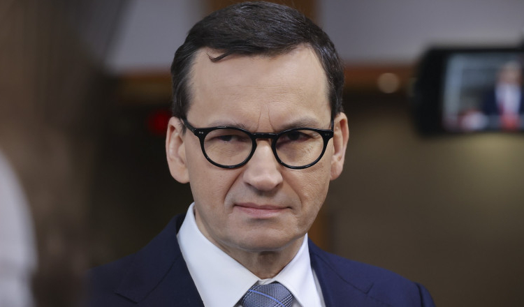 Polonia amână adoptarea ajutorului UE de 18 miliarde de euro pentru Ucraina pentru că e la pachet cu impozitul minim pentru corporații