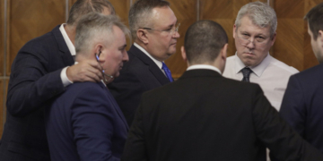 Surse: PNL vrea să ia Dezvoltarea de la UDMR. Ce au discutat liderii partidului la Vila Lac