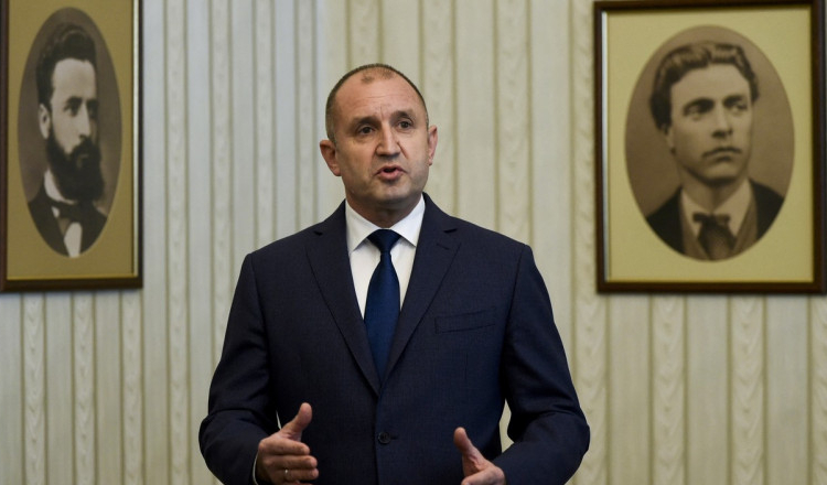 Partidul anticorupţie „Continuăm Schimbarea” din Bulgaria a primit mandat pentru a încerca să formeze un guvern minoritar