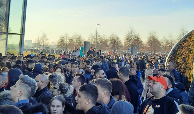 Cozi uriașe în prima zi a anului, la Therme. „Să stai la coada la relaxare, am trăit sa o vad și pe asta”