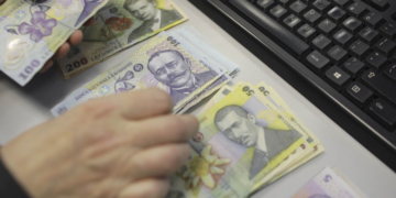 Surse: Când își vor primi pensionarii banii reținuți ilegal în luna ianuarie. Taloanele au fost tipărite înaintea motivării CCR