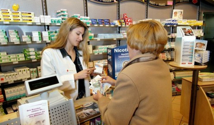 În România nu e criză nici de ibuprofen, nici de paracetamol, dă asigurări Rafila