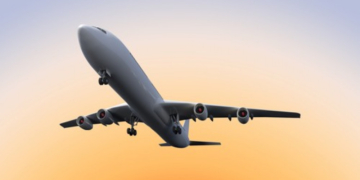 Un bărbat a murit, după ce i s-a făcut rău la bordul unui avion care făcea o cursă Valencia-Timişoara