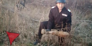 Un proiectil neexplodat, de calibrul 120 mm, a fost descoperit de un vânător în Giurgiu