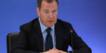Medvedev: Rusia va câștiga în Ucraina, chiar de-ar trebui să ajungă până la frontierele Poloniei