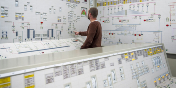 Franța, România şi alte state UE vor o alianţă pentru promovarea energiei nucleare în politicile blocului comunitar