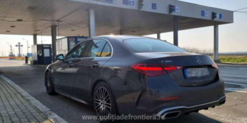 Un bulgar a încercat să intre în țară într-un Mercedes de 60.000 de euro chiar în ziua în care mașina a fost declarată furată