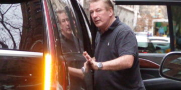 Alec Baldwin, dat în judecată de familia ucraineană a Halynei Hutchins în cazul incidentului mortal de pe platoul de filmare