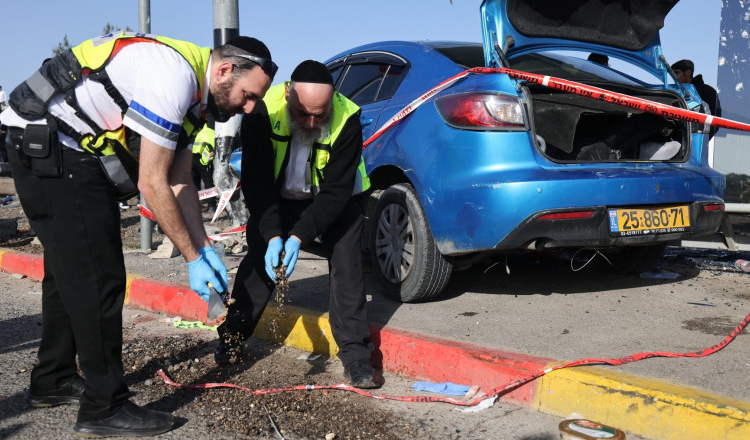 Atentat terorist în Ierusalimul de Est. Atacatorul a intrat cu mașina în mulțime: 2 morți, mai mulți răniți