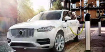 Volvo nu va reduce prețurile pentru autoturismele sale electrice, în ciuda unor decizii similare luate de concurență