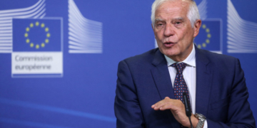 Josep Borrell cere statelor UE să aloce „urgent” un miliard de euro pentru obuze destinate Ucrainei