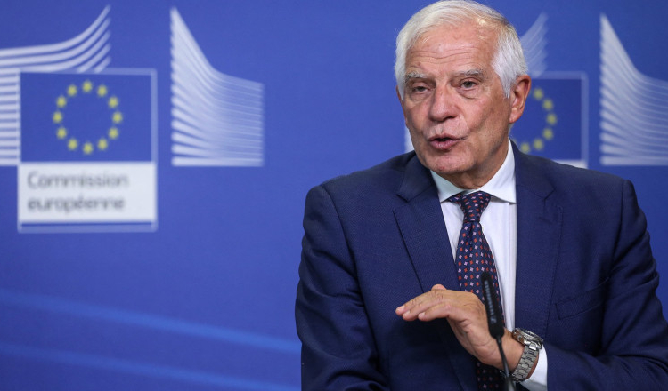 Josep Borrell cere statelor UE să aloce „urgent” un miliard de euro pentru obuze destinate Ucrainei