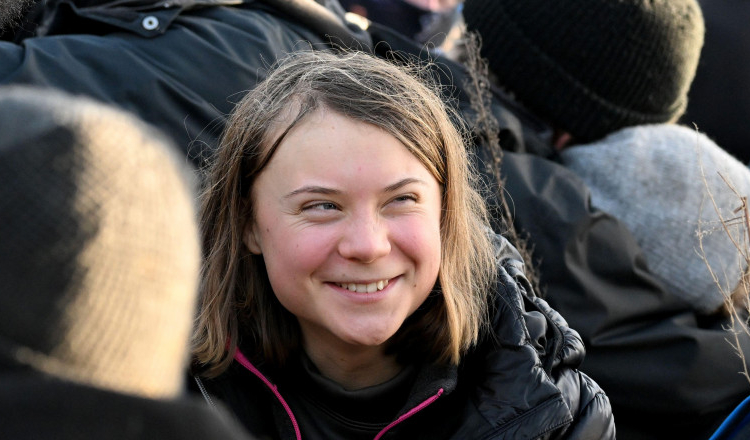 Greta Thunberg și sute de alţi activişti pentru climă dau în judecată statul suedez