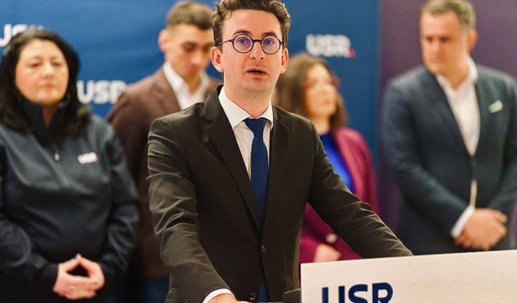 Iulian Bulai: USR e pregătit să intre la guvernare alături de PNL, dar cu Drulă premier