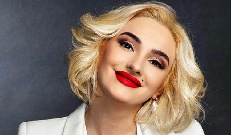 Vloggerița Ana Morodan a fost prinsă beată și drogată la volan. A fost reținută de poliție