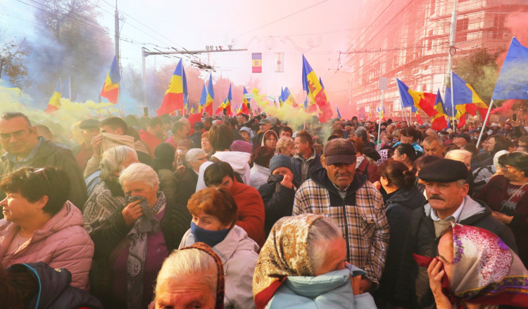 80 de tineri din Moldova au fost duși de partidul „ȘOR” în Turcia pentru a învăța cum să organizeze provocări la proteste în Chișinău