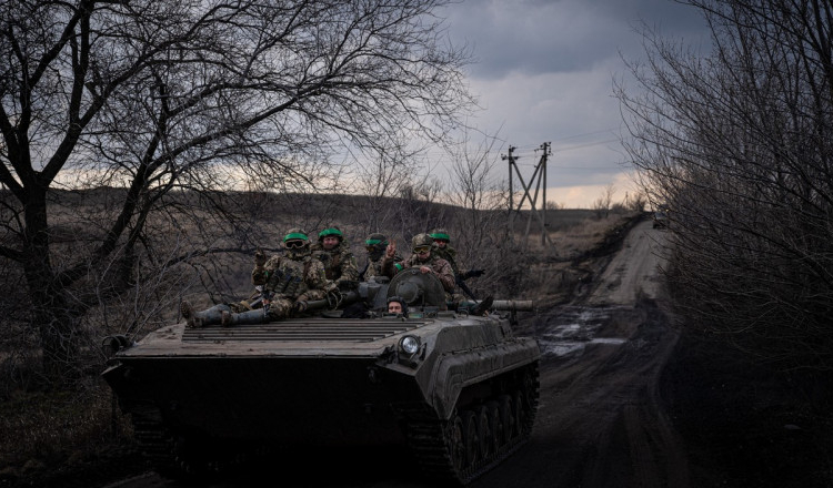 Bătălia pentru Bahmut. De ce nu renunță Ucraina la lupta pentru controlul orașului: „Contraofensiva va avea loc în două luni”