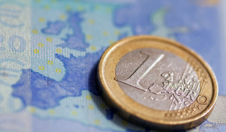 Klaus Iohannis: Nu e realist pentru România să fixeze un termen pentru intrarea în zona euro