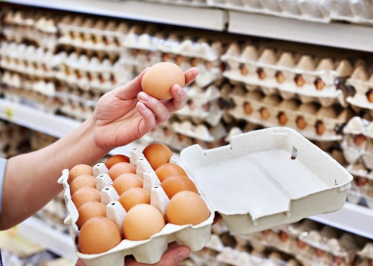 Ouăle din România s-au scumpit mai mult decât cele din UE