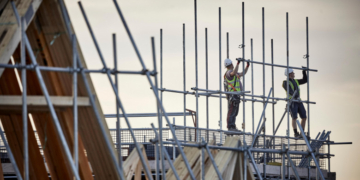 Rata ocupării forţei de muncă în UE a atins nivelul de vârf de 75% în 2022 (​​Eurostat)
