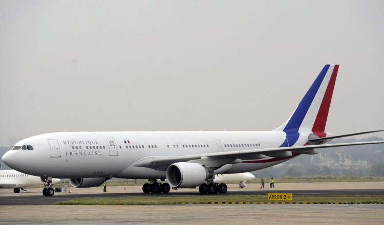 Macron va face o escală în România, la întoarcerea din China