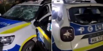 Un bărbat din Caraș-Severin a distrus cu ciocanul o mașină de Poliție. „Nu suport poliția!”