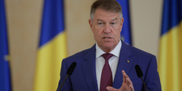Iohannis atacă la CCR legea prin care un teren de 20 de hectare este cedat Arhiepiscopiei Sucevei și Rădăuților