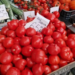 Samsarii din piețe: Kilogramul de roşii româneşti a ajuns la 65 de lei în piaţă