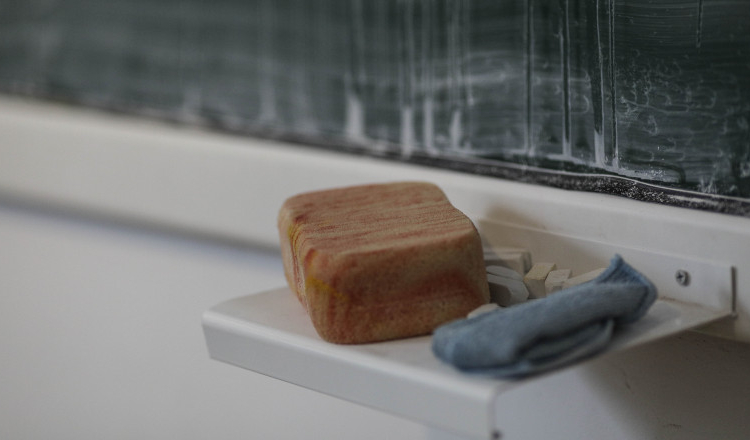 Haos în prima zi de grevă generală, nimeni nu știe sigur unde și dacă se fac ore. Care este atmosfera în școli