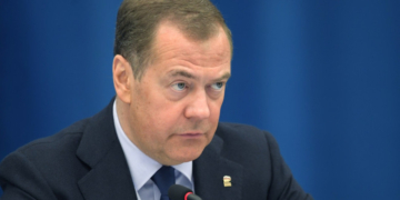 Dmitri Medvedev avertizează că războiul din Ucraina ar putea dura zeci de ani