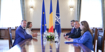 Klaus Iohannis le-a cerut liderilor coaliției să găsească soluții astfel încât anul școlar să fie încheiat