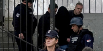 Filmul masacrului de la o școală din Belgrad. Elevul și-ar fi planificat atacul de o lună și își făcuse o listă cu victimele