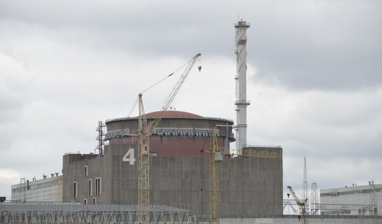 Pericol uriaș la centrala nucleară Zaporojie, avertizează AIEA. Rușii au depozitat arme și explozibili în unitatea patru a centralei