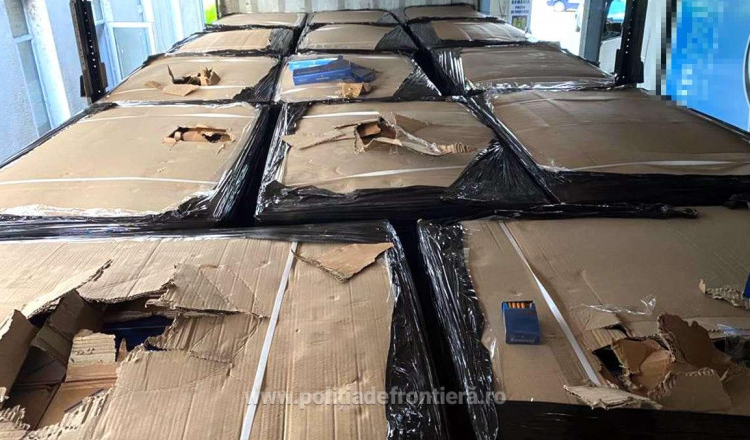 Un bulgar a fost prins în vama Bechet cu 3 milioane de țigări ascunse în TIR