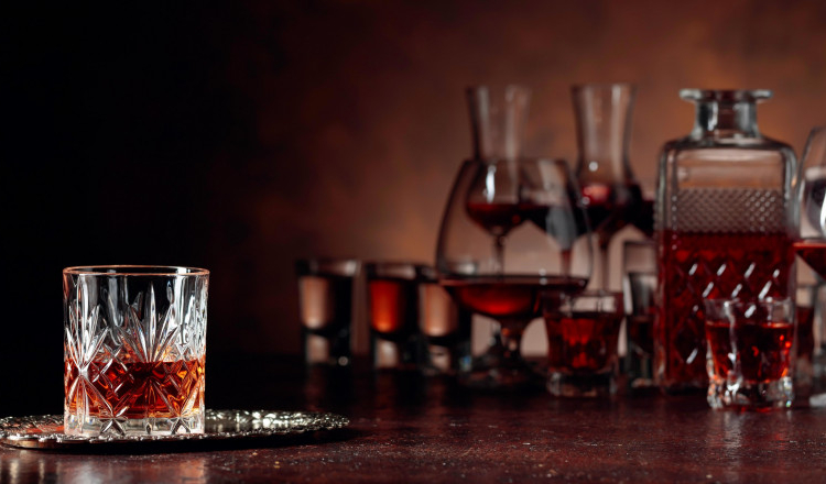 Irlanda va deveni prima țară din lume care pune avertismente privind riscul de cancer pe etichetele băuturilor alcoolice