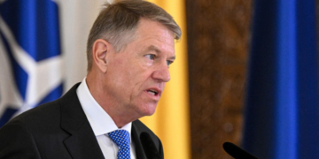 Klaus Iohannis, despre rotativa guvernamentală: „Calendarul va fi respectat. Trebuie să se facă rapid, corect, sticlă”