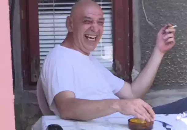 Aproximativ 70 de tinere, violate și filmate de medicul ginecolog!