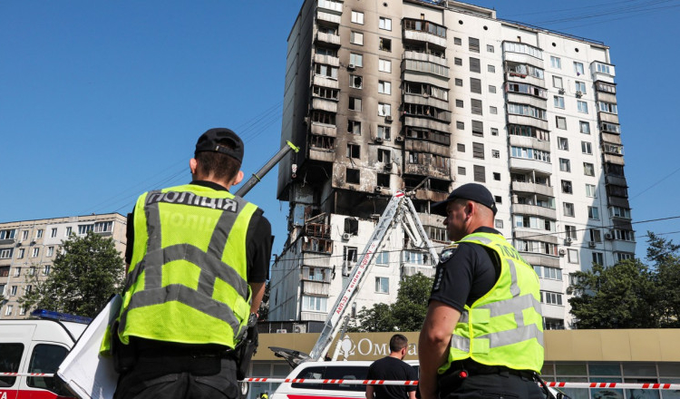 Explozie într-un bloc de 15 etaje din Kiev. Cel puțin două persoane au murit și alte cinci au fost rănite