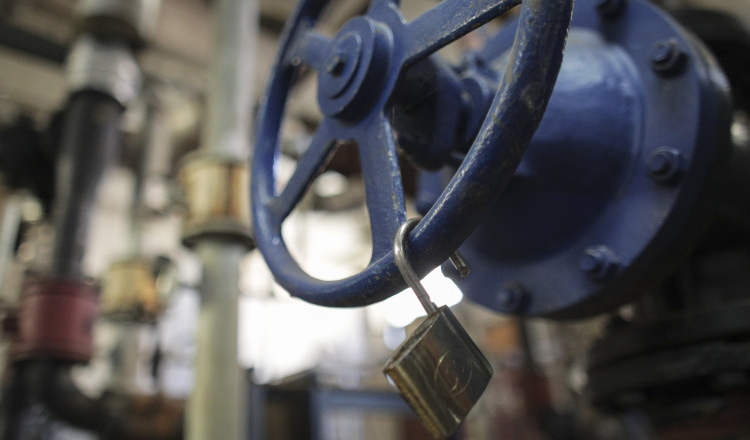 Sute de blocuri din sectoarele 2, 3, 5 și 6 rămân fără apă caldă o săptămână. 20 dintre acestea, până pe 14 iulie