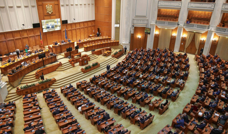 Orice act sexual cu un minor sub 16 ani este incriminat ca viol. Legea a fost adoptată de Camera Deputaților