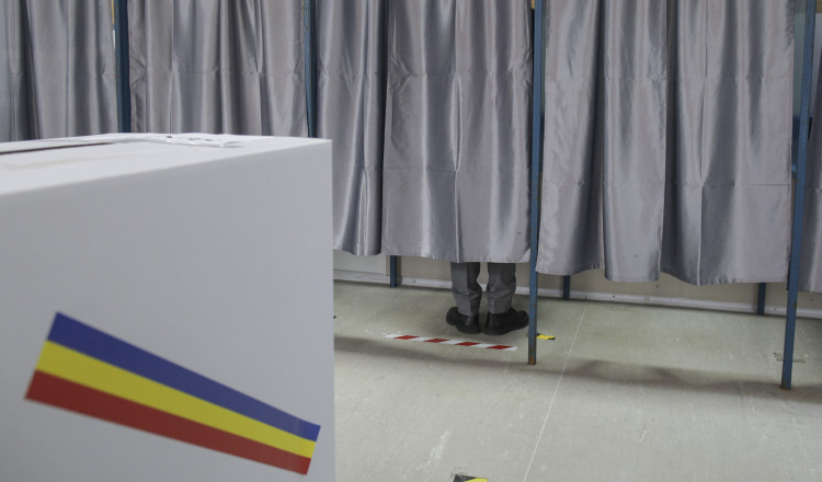 Parlamentul a adoptat un proiect de lege pentru stoparea turismului electoral