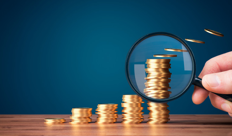 Cresc salariile militarilor, ale angajaților din structurile de forță și personalului din sănătate și asistență socială