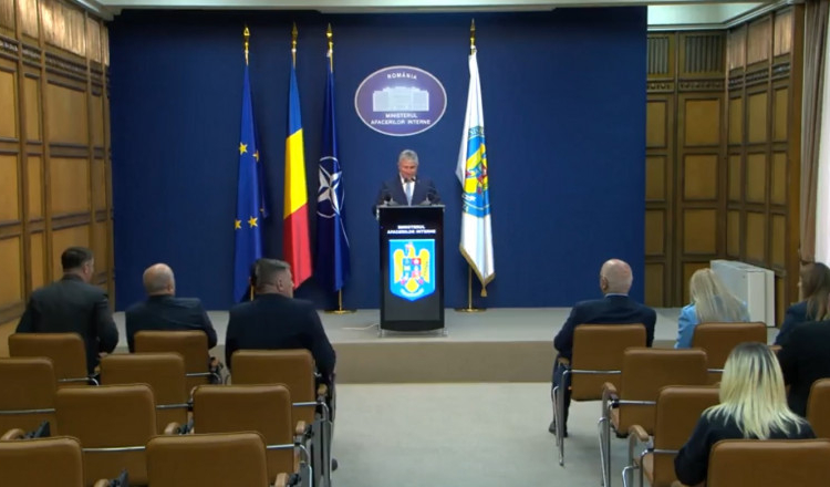 Bode și-a făcut bilanțul în fața a nouă persoane