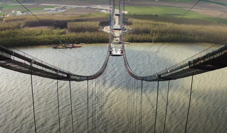 Timelapse cu podul de la Brăila: 2 ani de construcții comprimați într-un clip video de 4 minute